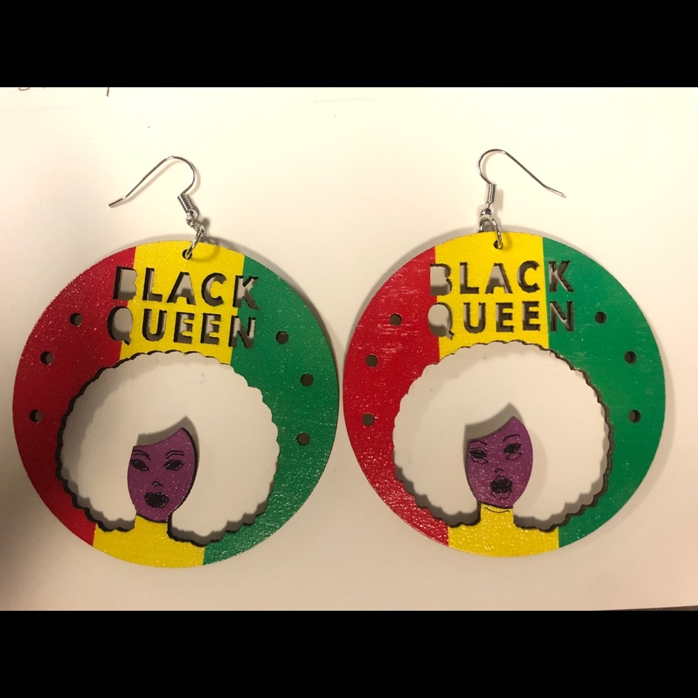 “Black Queen” Earrings